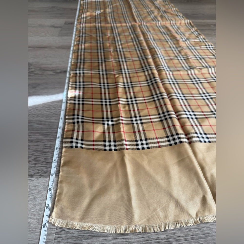 Vintage Burberry Pure Silk Nova Check Scarf - Picture 6 of 6